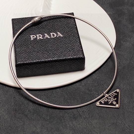Prada necklace 11lyh38